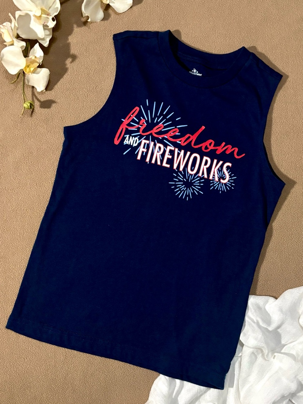 Way to Celebrate! Girls Sleeveless Tee – “Freedom and Fireworks” – Size S (6‑7)
